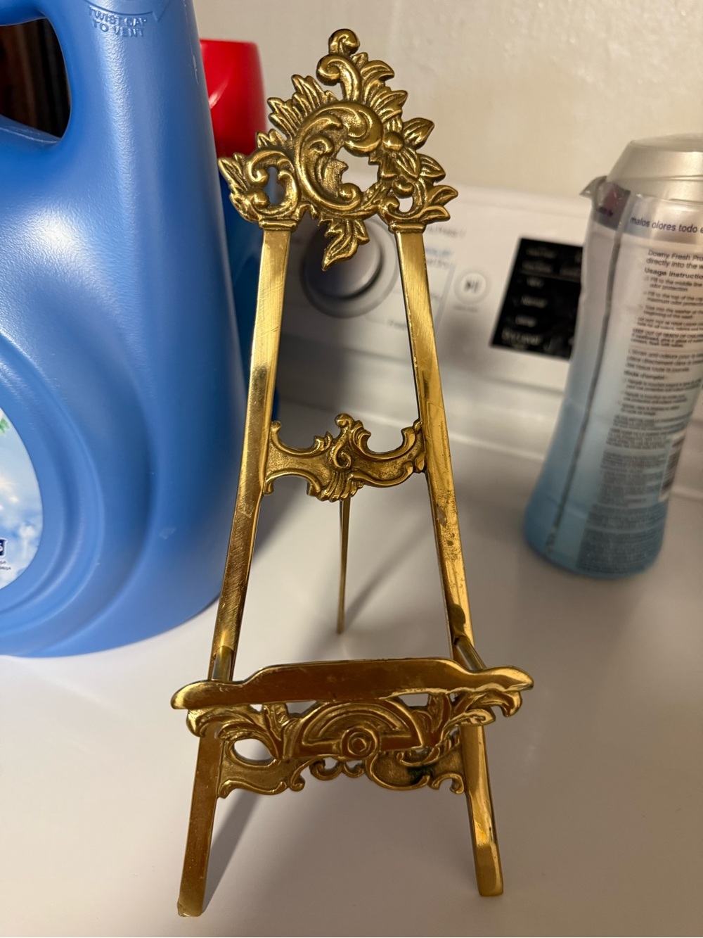 Ornate Decorative Metal Easel - Gold Finish solid brass gorgeous